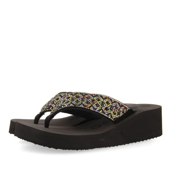 BLACK WEDGE SANDALS WITH CRYSTAL EMBELLISHMENT FOR WOMEN DRENOVE