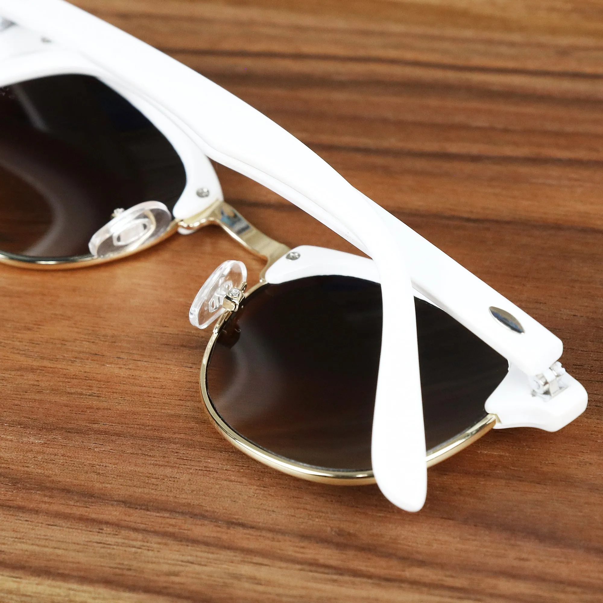 Brown Gradient Lens Sunglasses with White Gold Frame - Round Frame