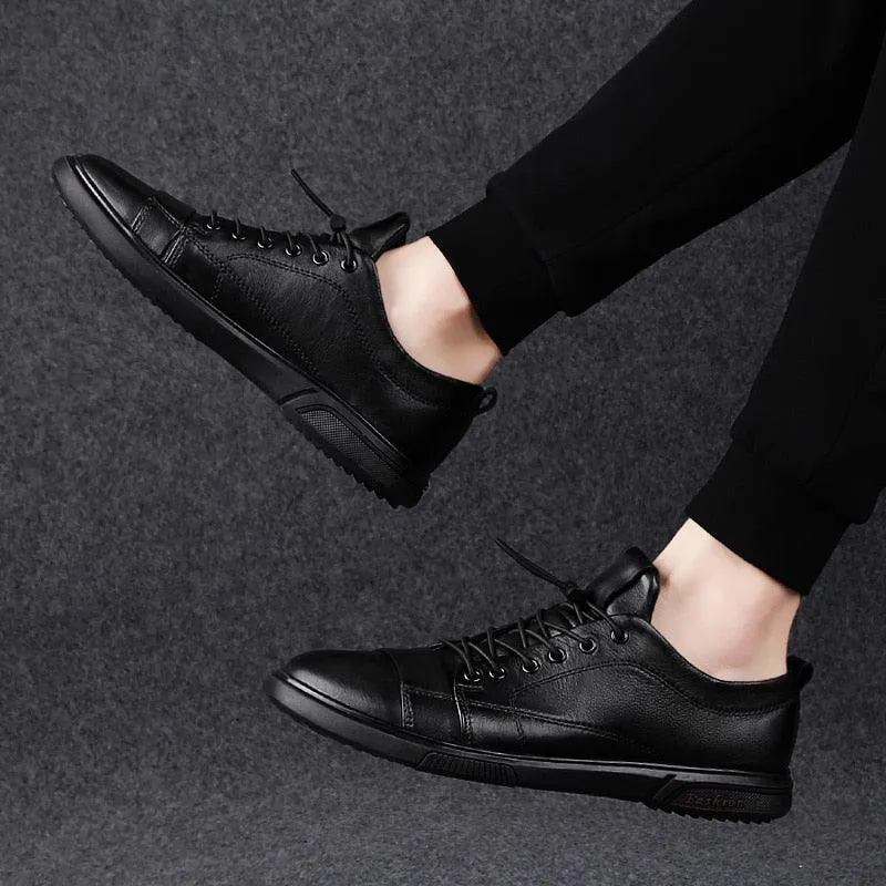 Casual men's leather lace-up flats