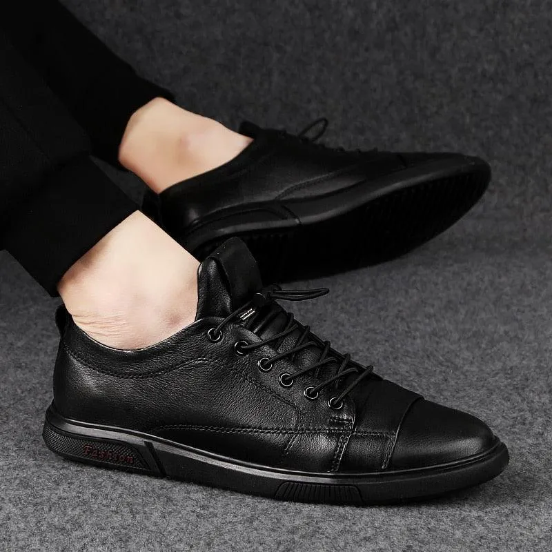 Casual men's leather lace-up flats