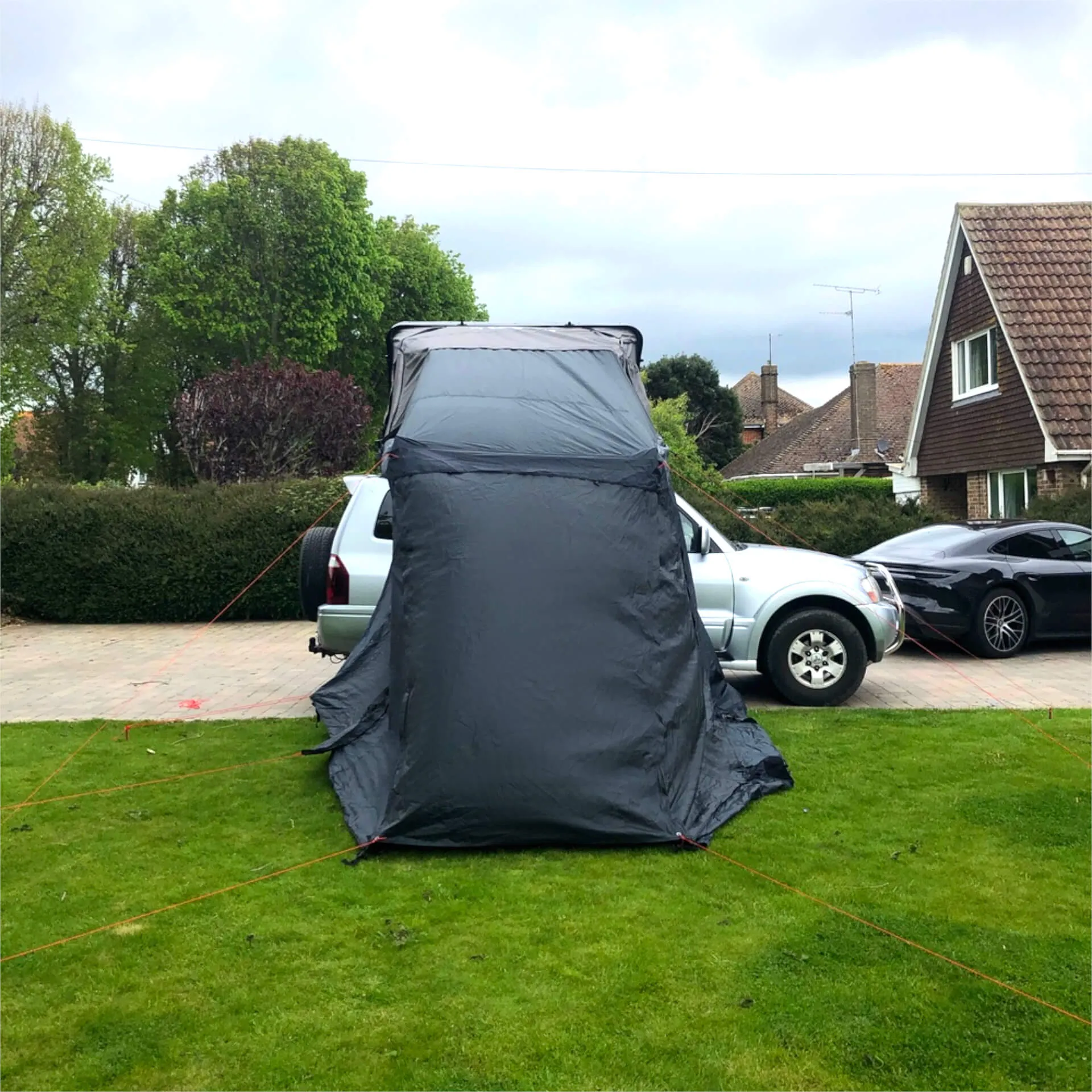 Direct4x4 RoofTrekk 4 Person Grey Roof Top Camping Tent - Annex Addon