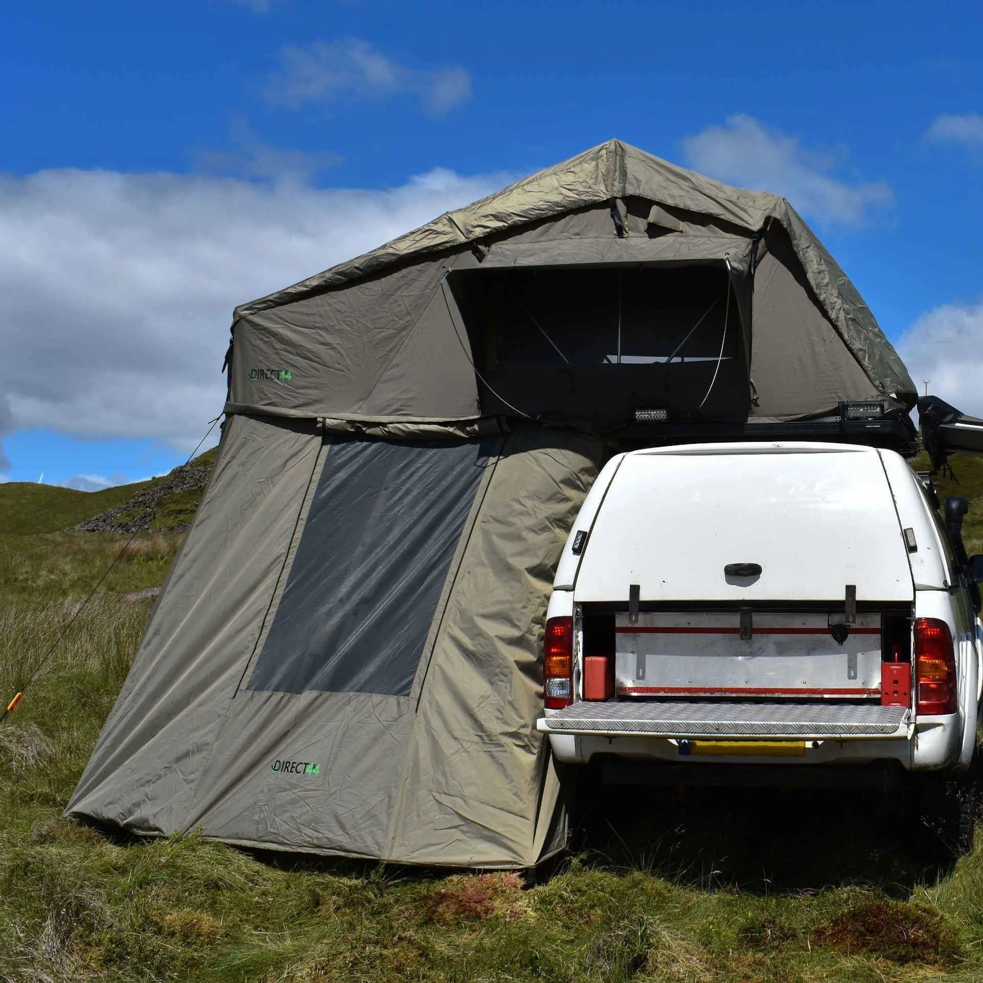 Forest Green 3 Person Rooftop Camping Tent.