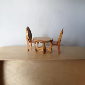 French vintage dollhouse dining table and chairs.