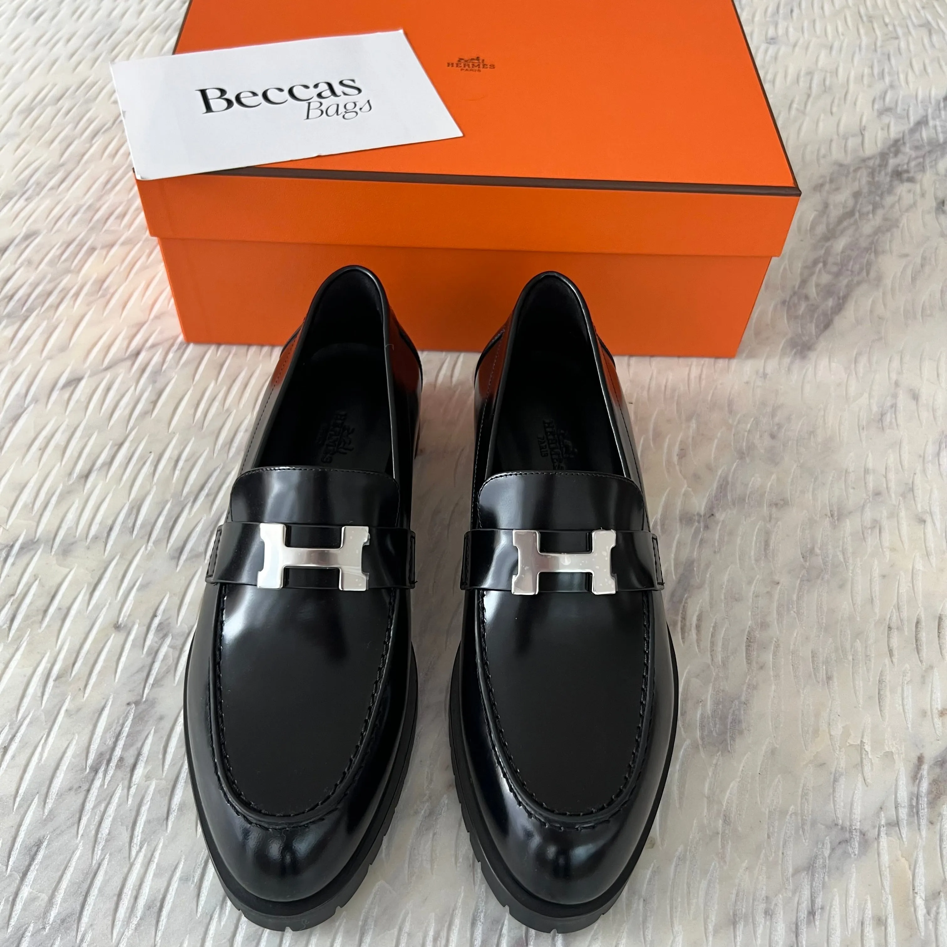 Hermes Faubourg Loafers can be rewritten as Hermes Loafers Faubourg for better Google SEO visibility.