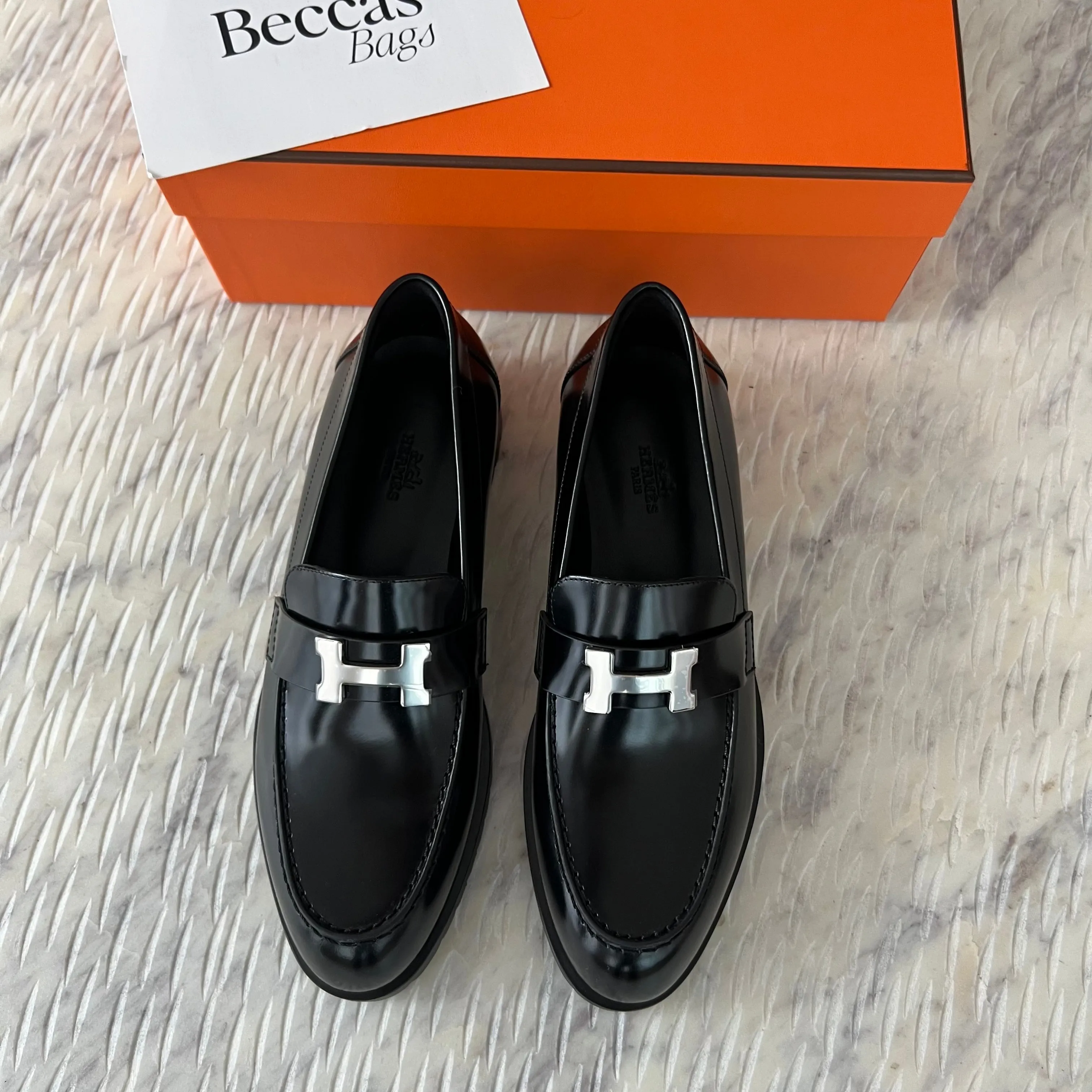 Hermes Faubourg Loafers can be rewritten as Hermes Loafers Faubourg for better Google SEO visibility.