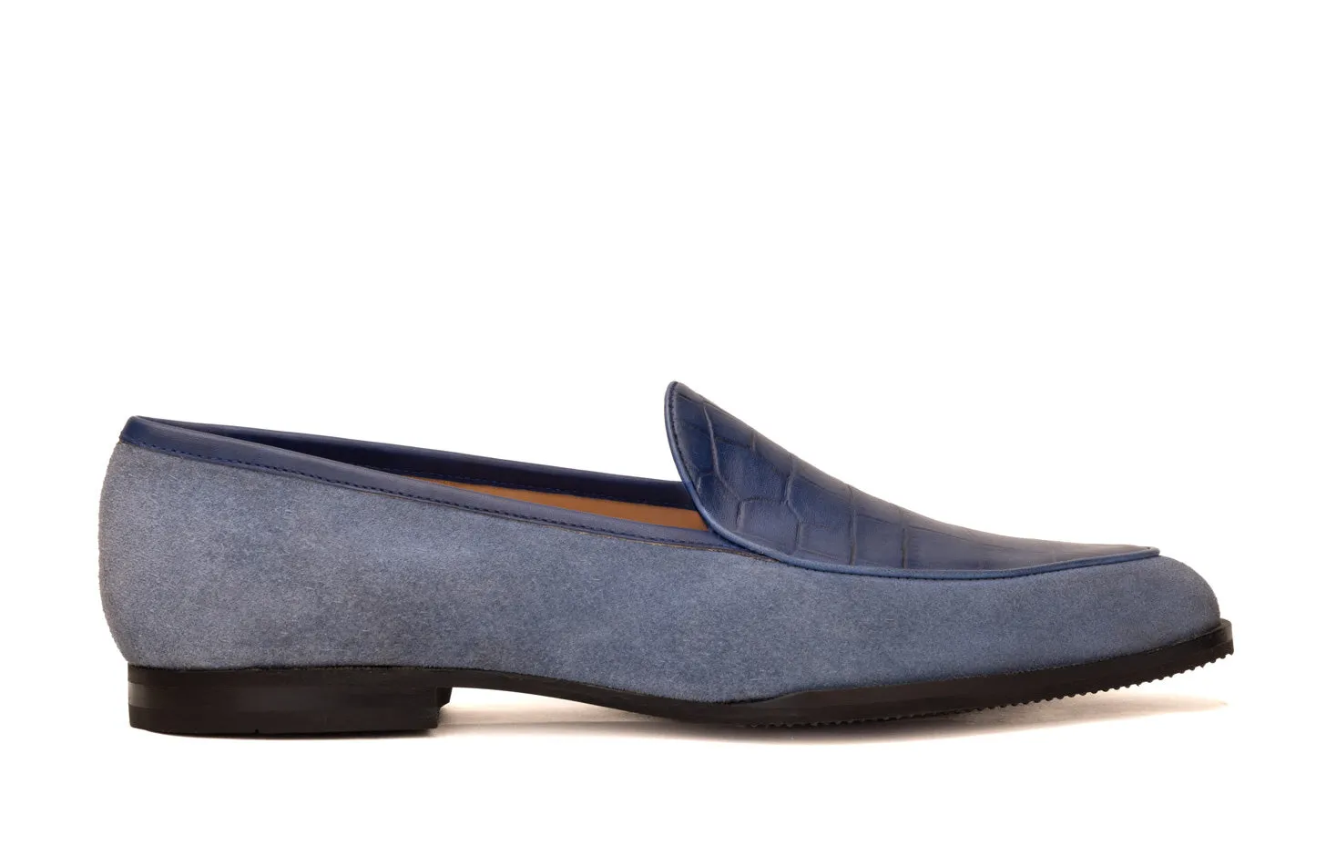 Loafer with Textured Apron - Crocodile Patterned for Men.