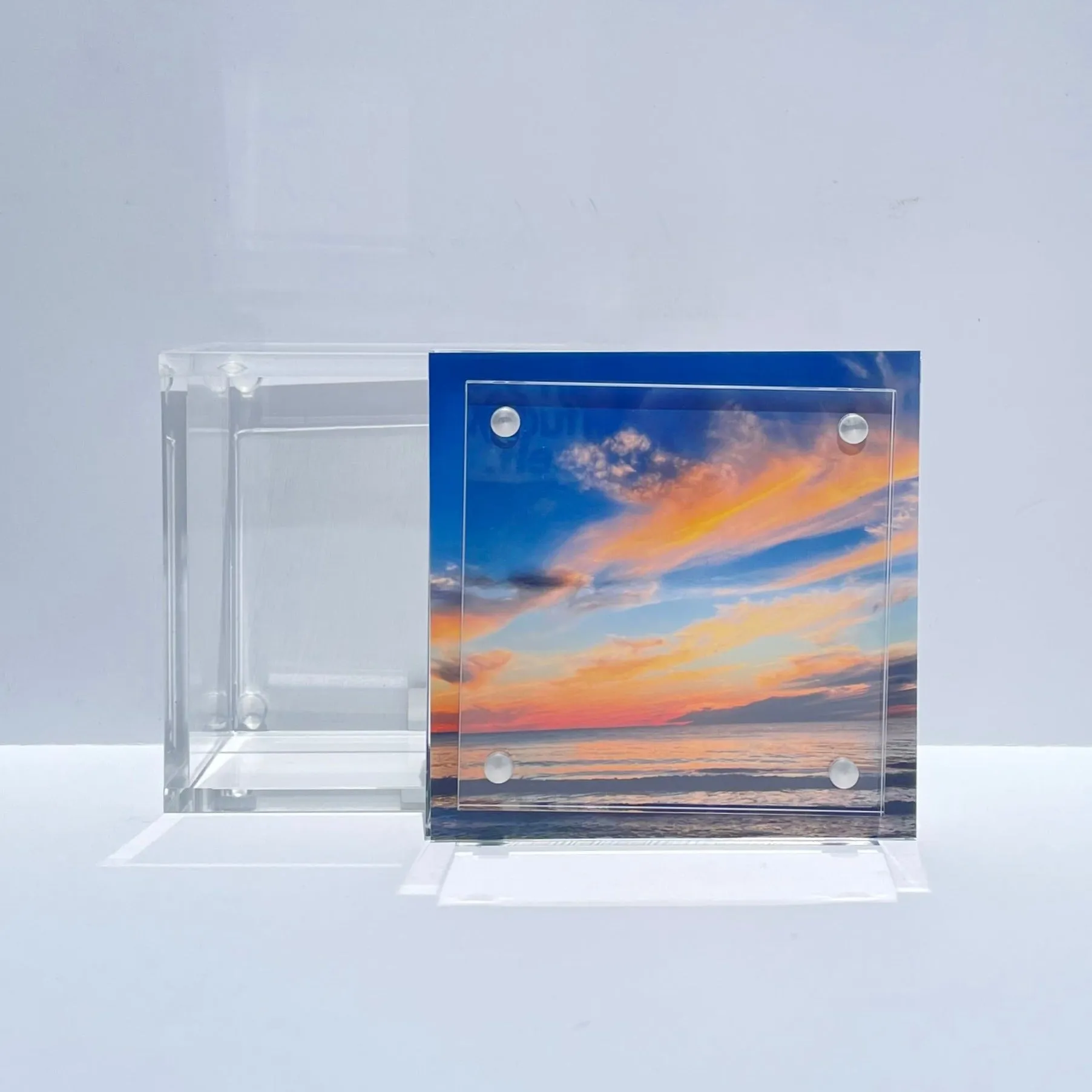 Love Forever Lucite Photo Box is a suitable alternative for better visibility on Google.