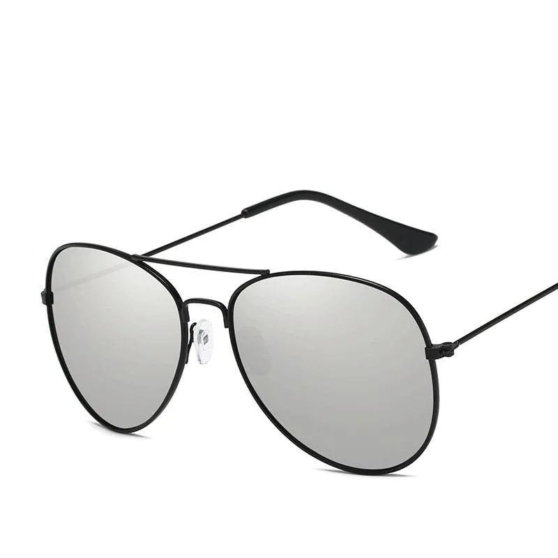 Metal Classic Driving Sunglasses.