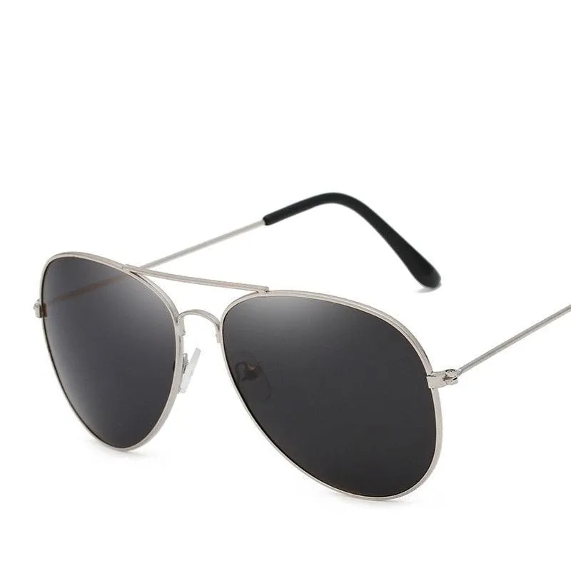 Metal Classic Driving Sunglasses.