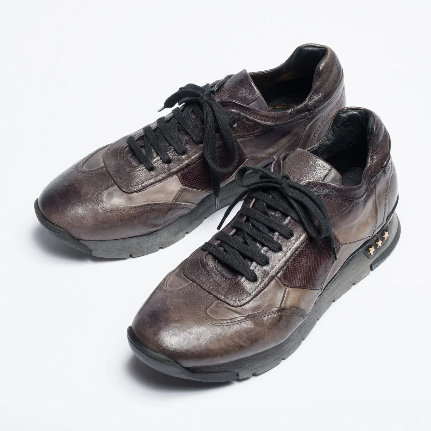 Mundialito Running Shoes - Stylish Cold Grey Leather, Ideal for Sport & Everyday Wear