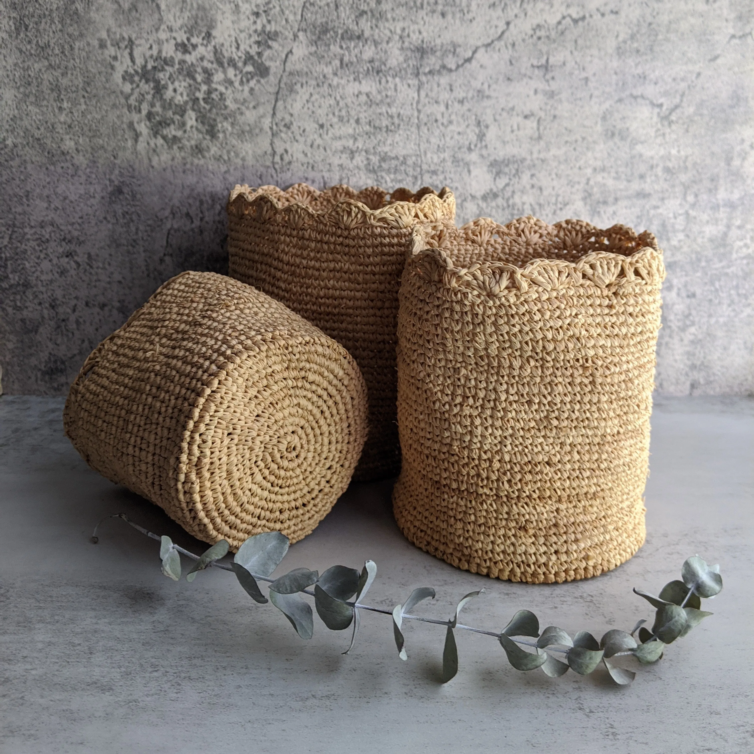 Natural Raffia Nesting Storage Baskets