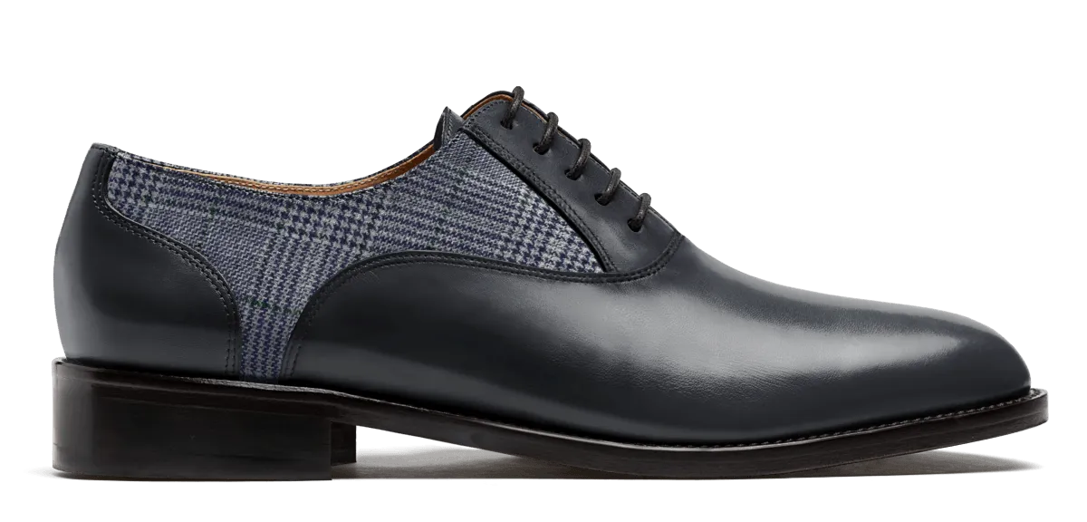  Oxfords en piel y tweed azul