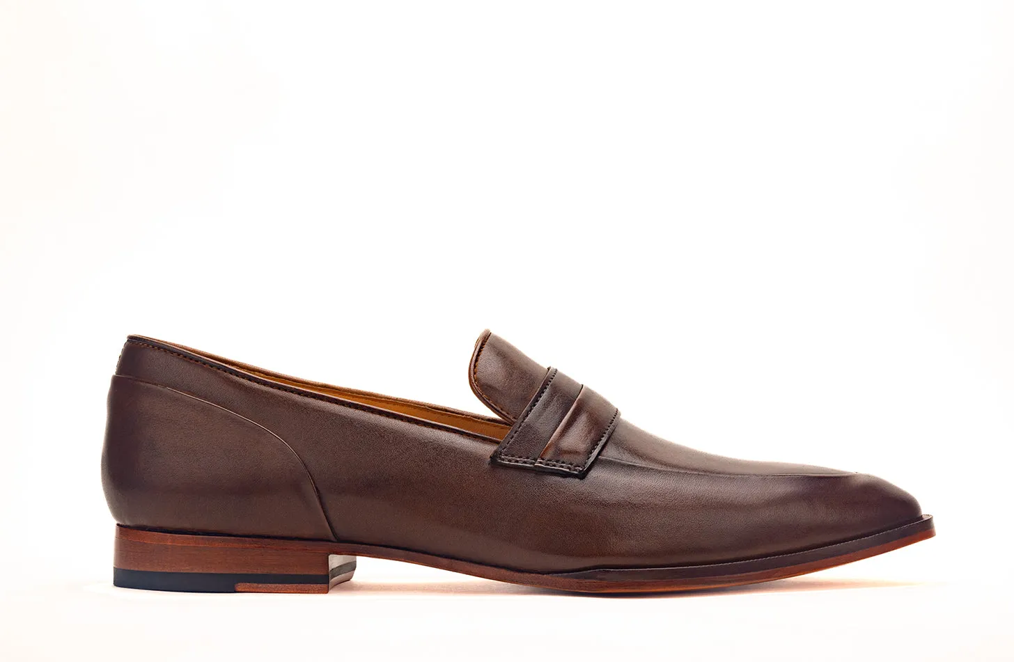 Pleated Apron strap loafer with penny detail