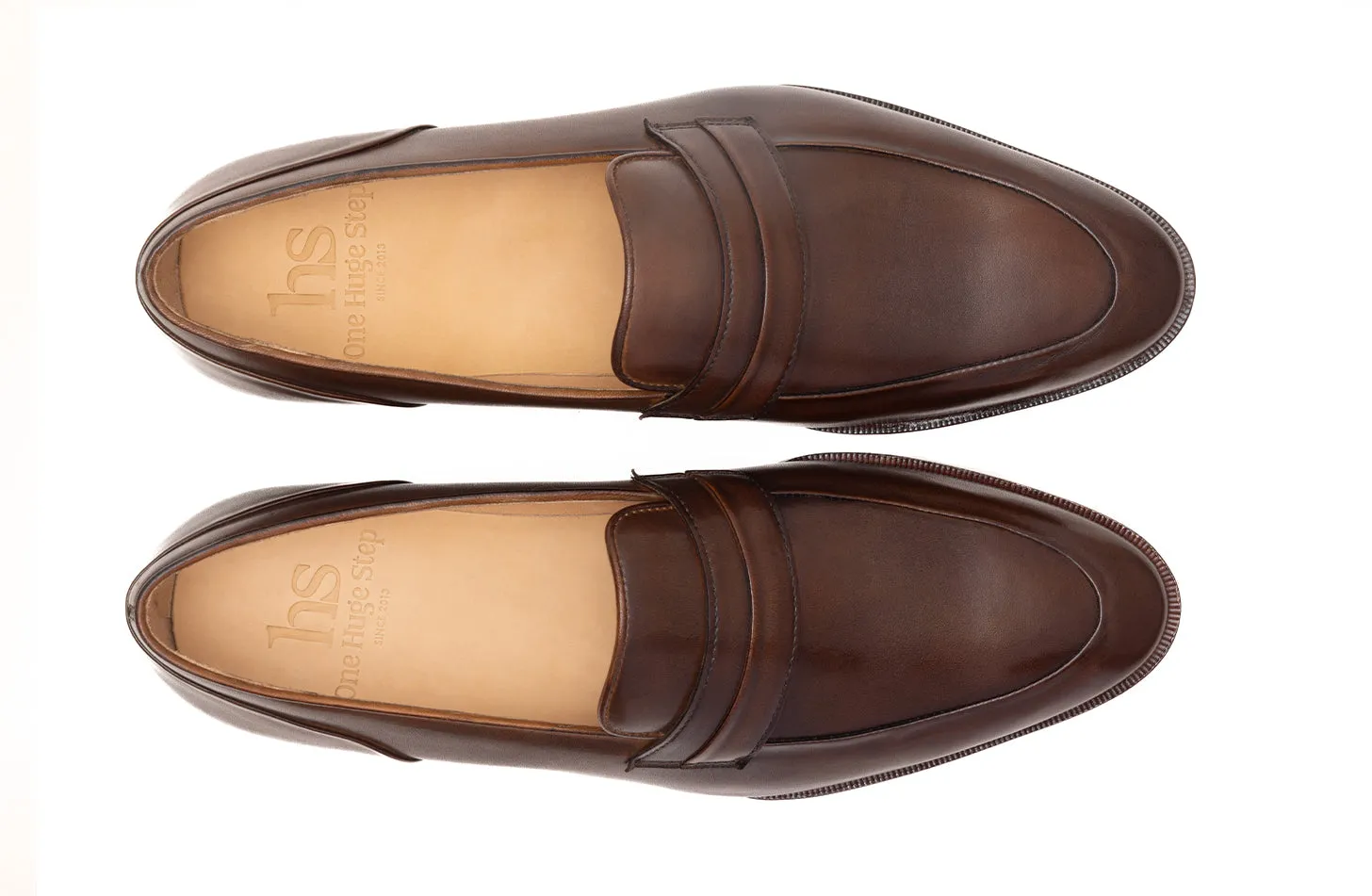 Pleated Apron strap loafer with penny detail