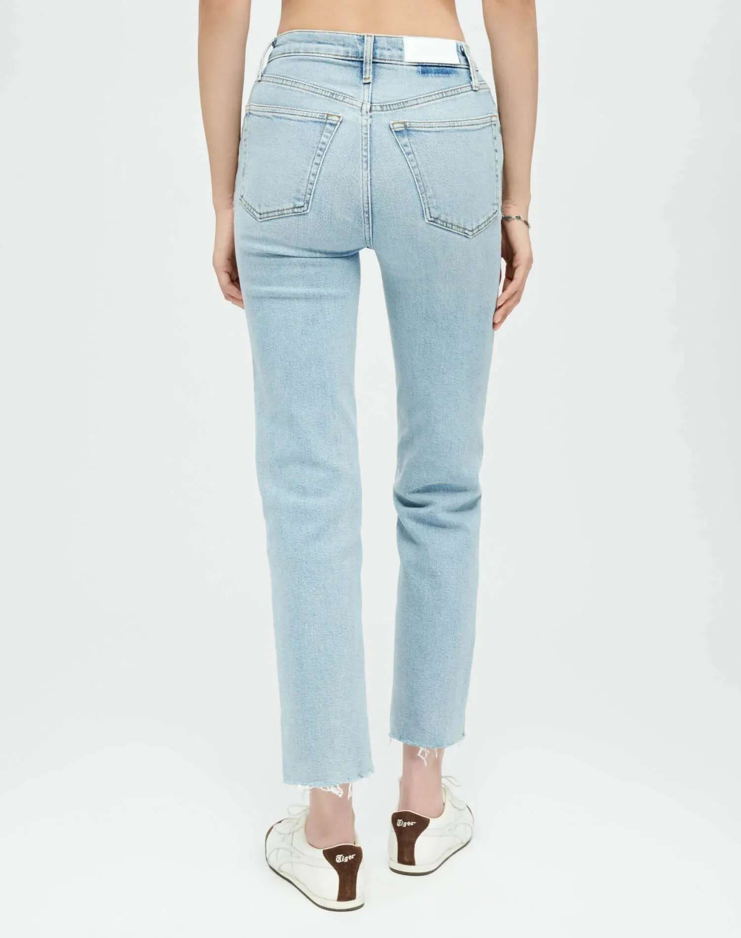 RE/DONE High Rise Stove Pipe jeans with Comfort Stretch - 90s inspired