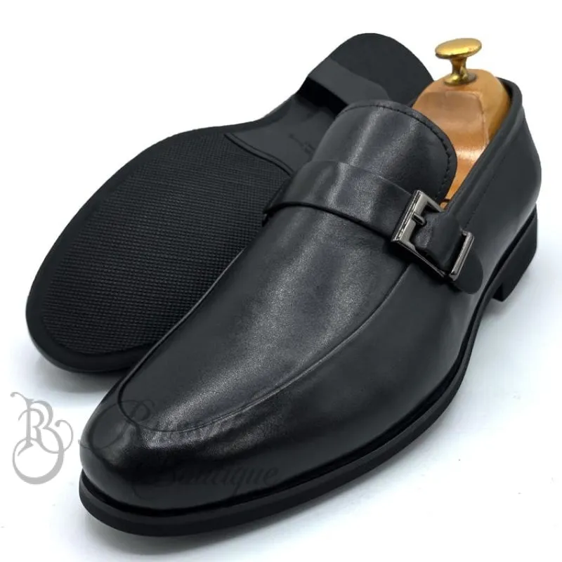 Robert Wood black leather side buckle loafers